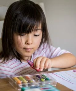 Djeco - 6 Multicoloured Flower Crayons 9 Djeco - 6 Multicoloured Flower Crayons -Le Toy Van Sales DJ9006 Djeco6MulticolouredFlowerCrayons 3 1024x1024