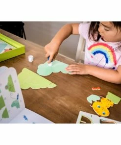 Djeco - Garden Pals Collage Scene Craft Kit For Preschoolers -Le Toy Van Sales DJ9877 DjecoGardenPalsCollageSceneCraftKitforPreschoolers 5 1024x1024