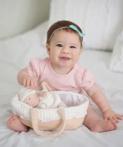 Bonikka - Grace Baby Doll In Carry Cot With Accessories 13 Bonikka - Grace Baby Doll In Carry Cot With Accessories -Le Toy Van Sales DSL1910 BonikkaDolls GraceBabyDollinCarryCotWithAccessories 6 1024x1024