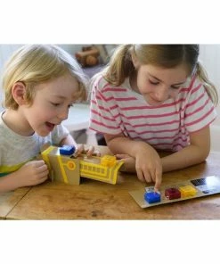 4M - Techcraft: Paper Circuit Science Kit -Le Toy Van Sales FSG3429 4MTechcraftPaperCircuitScienceKit 2 1024x1024