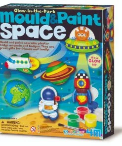 4M - Mould And Paint: Space